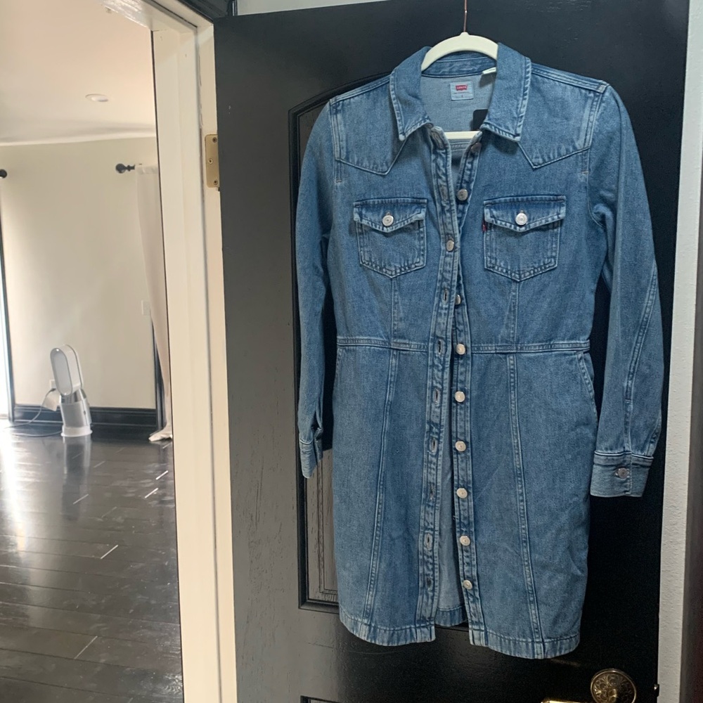 Levi's
Women's Flynn Western Cotton
Denim Dress ‼️ - Picture 4 of 8